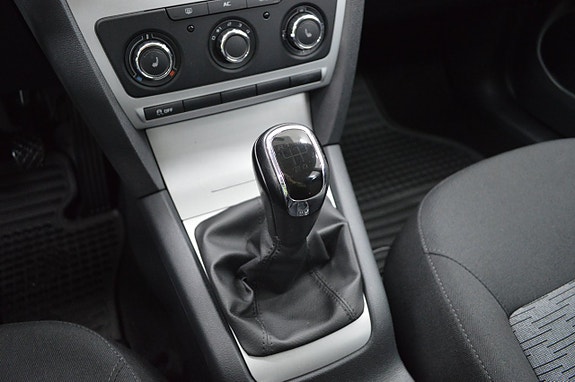 Skoda Octavia 14 of 26