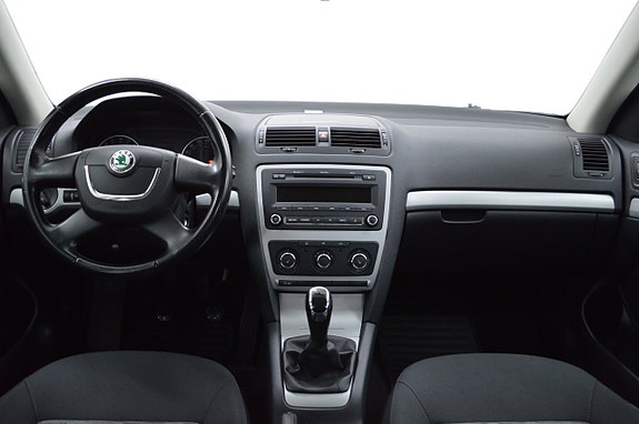 Skoda Octavia 6 of 26