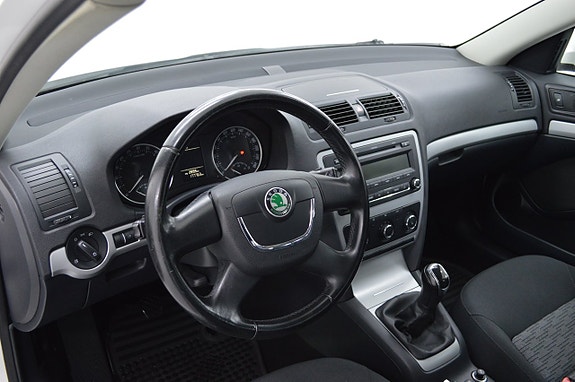 Skoda Octavia 11 of 26