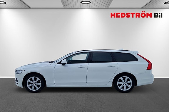 Volvo V90 2 of 12