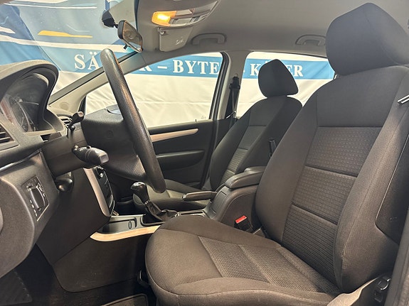 Mercedes-Benz B200 12 of 19