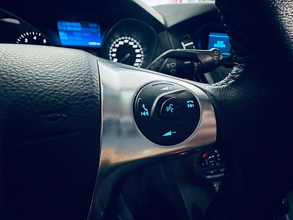 Ford Focus 9 of 16