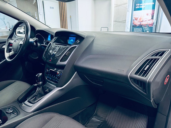Ford Focus 16 of 16