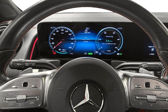 Mercedes-Benz EQB300 5 of 5