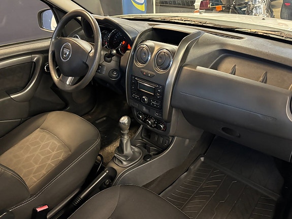 Dacia Duster 13 of 18