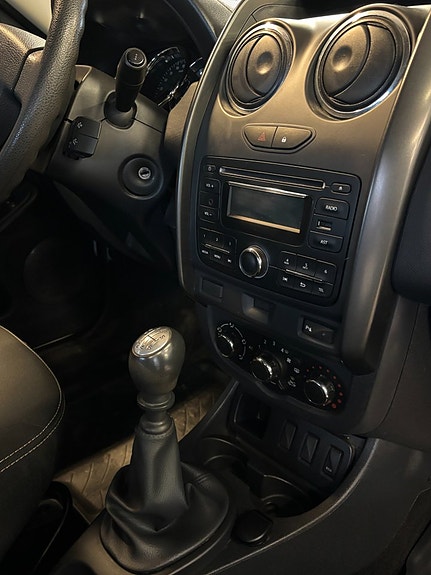 Dacia Duster 16 of 18