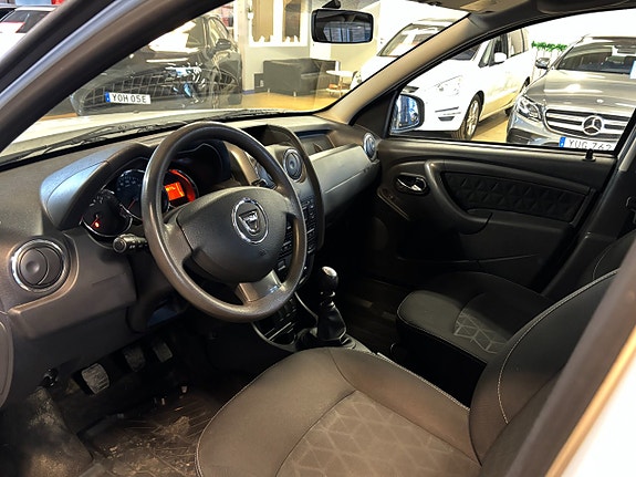 Dacia Duster 8 of 18
