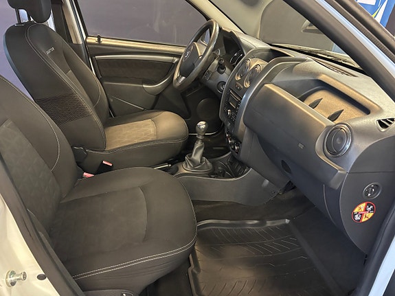 Dacia Duster 12 of 18