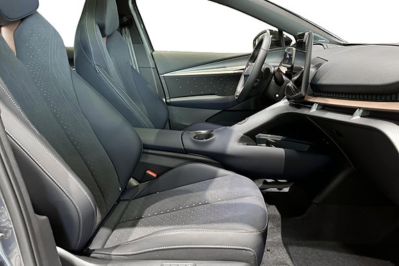 Cupra Tavascan 14 of 27