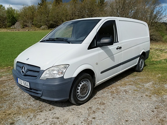 Mercedes-Benz Vito 110 2 of 5