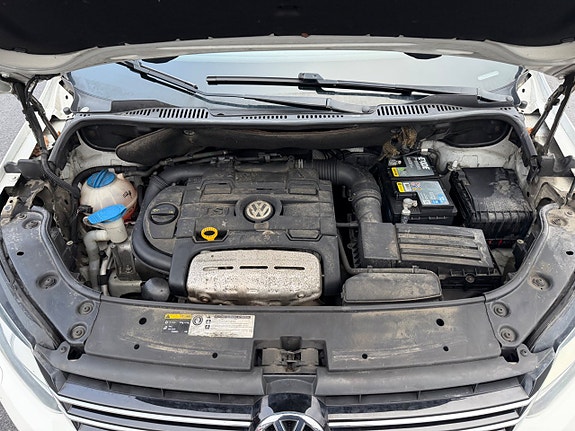 Volkswagen Touran 23 of 23