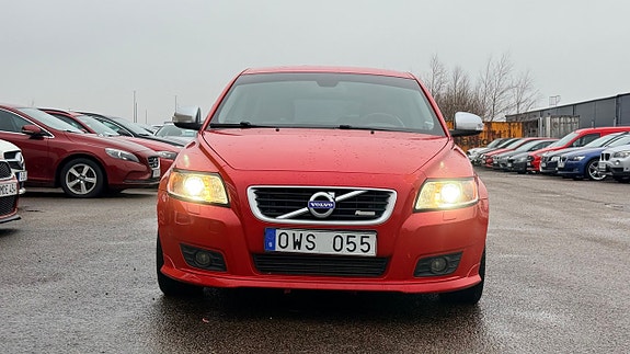Volvo V50 2 of 26