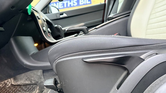 Volvo V50 10 of 26