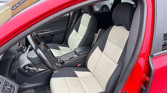 Volvo V50 8 of 26