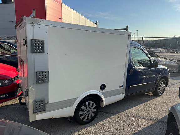 Peugeot Partner 21 of 21
