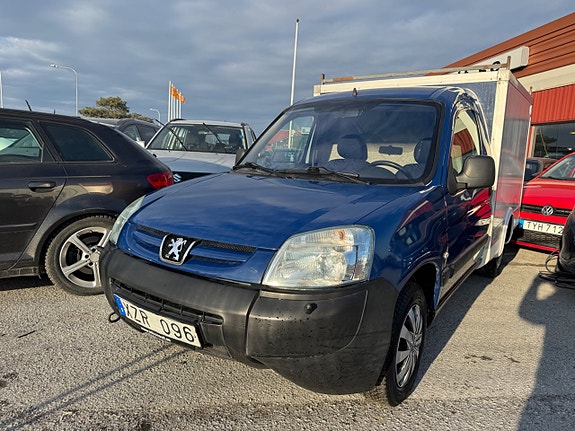 Peugeot Partner 2 of 5