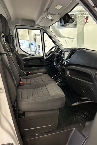 Iveco Daily 9 of 13