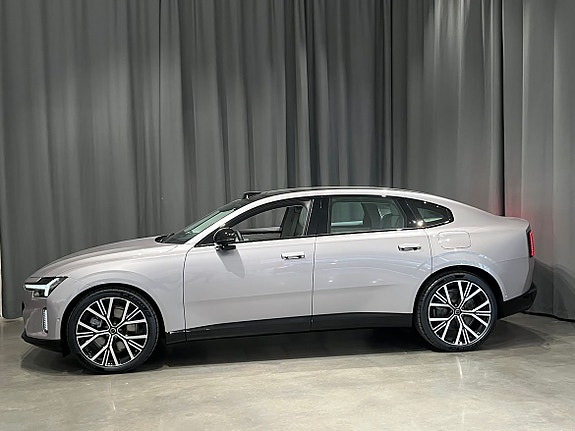 Volvo ES90 2 of 15