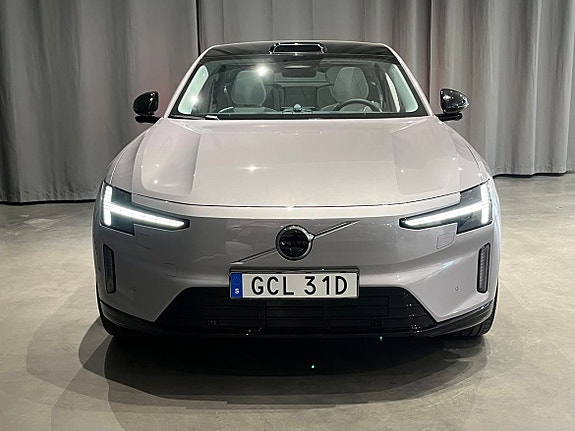Volvo ES90 4 of 15