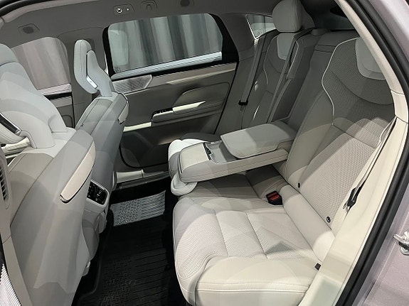 Volvo ES90 7 of 15