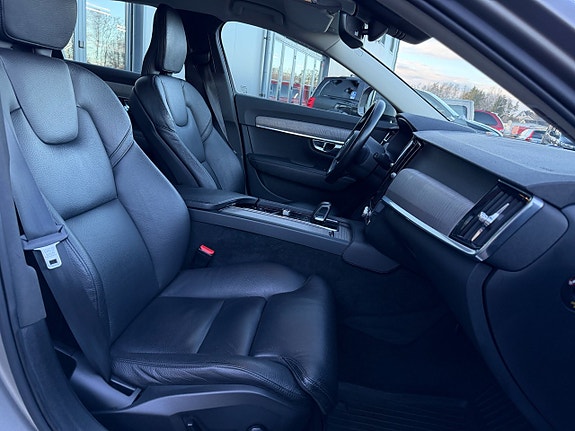 Volvo V90 Cross Country 17 of 24
