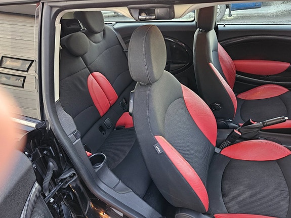 MINI Clubman Cooper SD 6 of 8