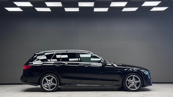 Mercedes-Benz C200 4 of 21