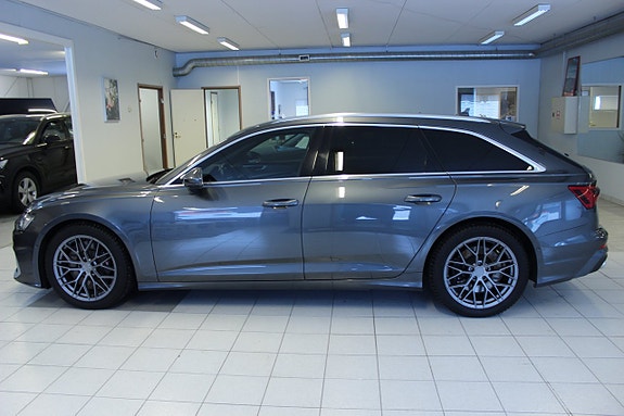 Audi S6 4 of 5