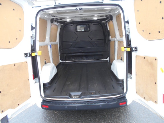 Ford Transit Custom 5 of 5