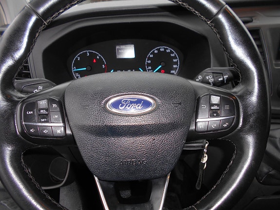 Ford Transit Custom 6 of 6