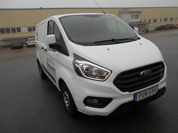 Ford Transit Custom 2 of 5