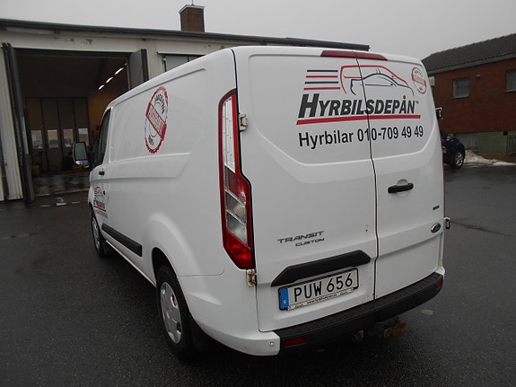 Ford Transit Custom 4 of 5