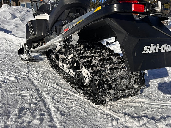Ski-doo Expedition 900 Ace 11 of 19