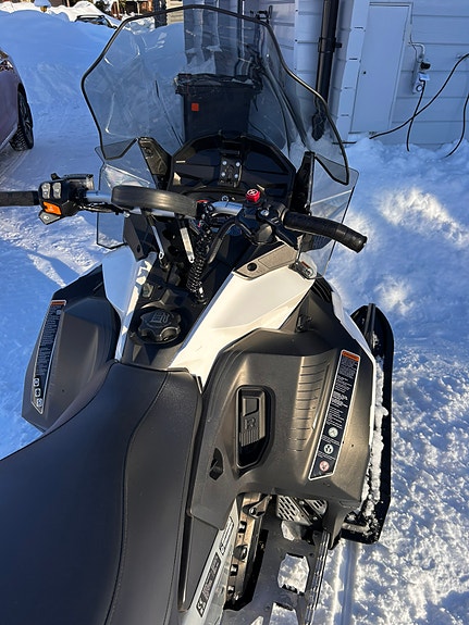 Ski-doo Expedition 900 Ace 3 of 19