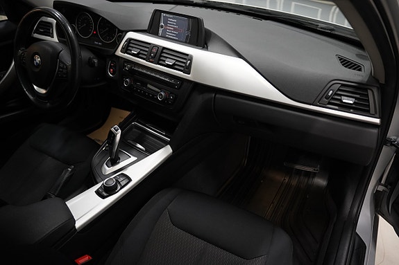 BMW 318d 7 of 17
