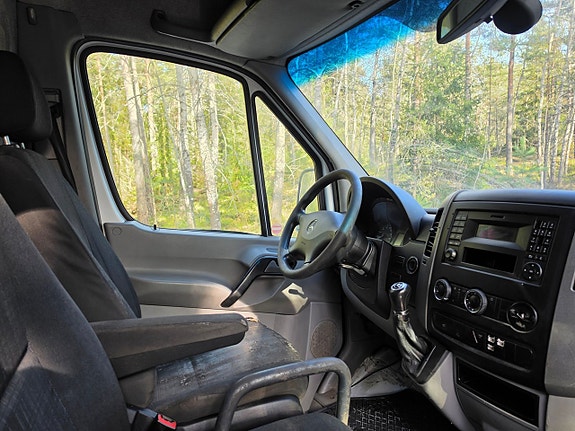 Mercedes-Benz Sprinter 310 9 of 13