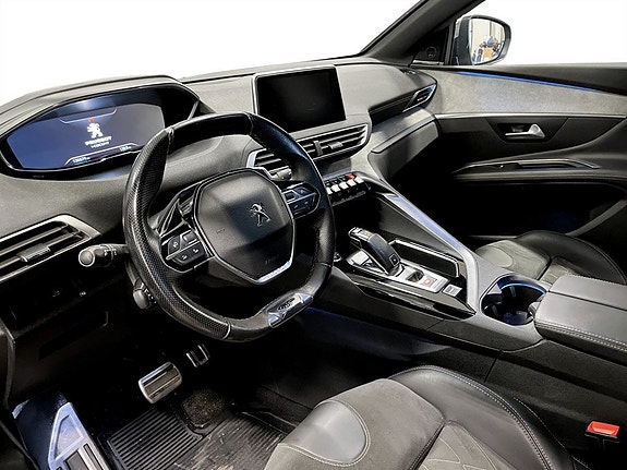 Peugeot 3008 4 of 5