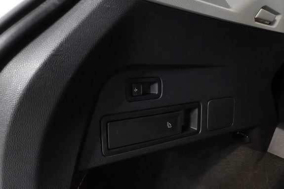 Volkswagen Tiguan Allspace 17 of 18