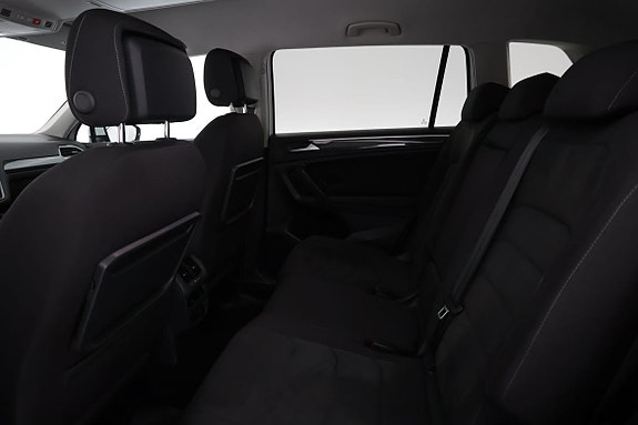 Volkswagen Tiguan Allspace 10 of 18