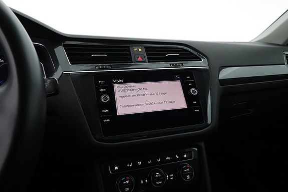 Volkswagen Tiguan Allspace 15 of 18