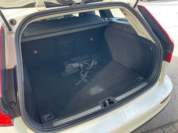 Volvo V60 16 of 18