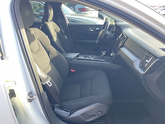 Volvo V60 5 of 18