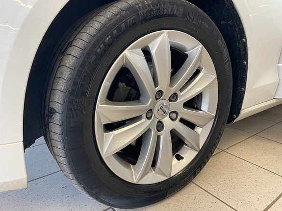 Volvo V60 18 of 18