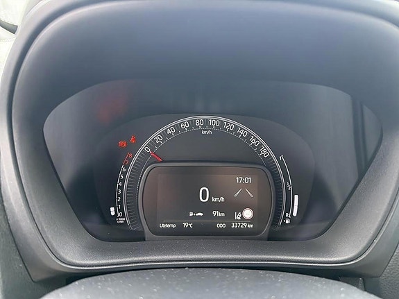 Toyota Aygo 15 of 16