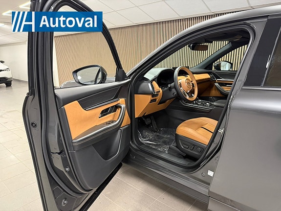 Mazda CX-60 5 of 5