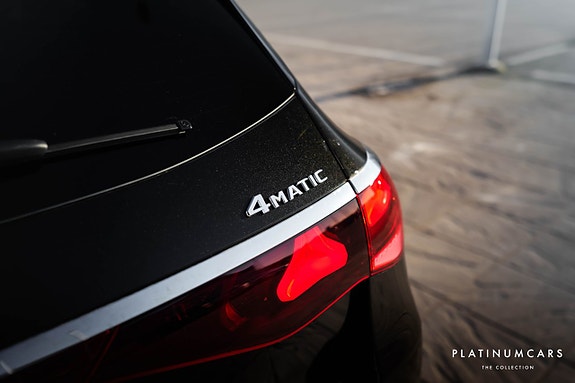 Mercedes-Benz E300 d 16 of 17