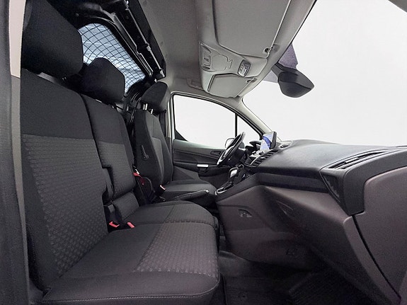 Ford Transit Connect 16 of 26