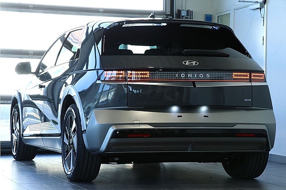 Hyundai Ioniq 5 4 of 21