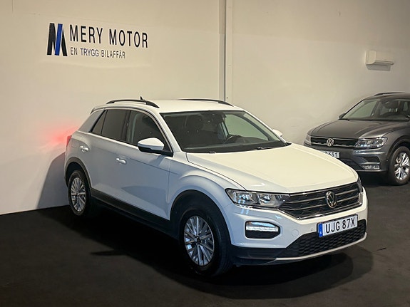 Volkswagen T-Roc 2 of 5