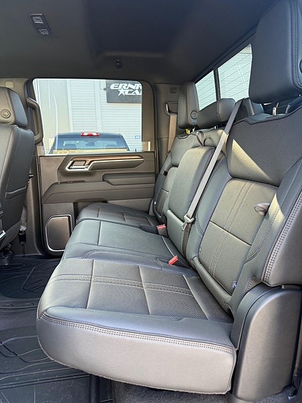 Chevrolet Silverado 2500 10 of 10